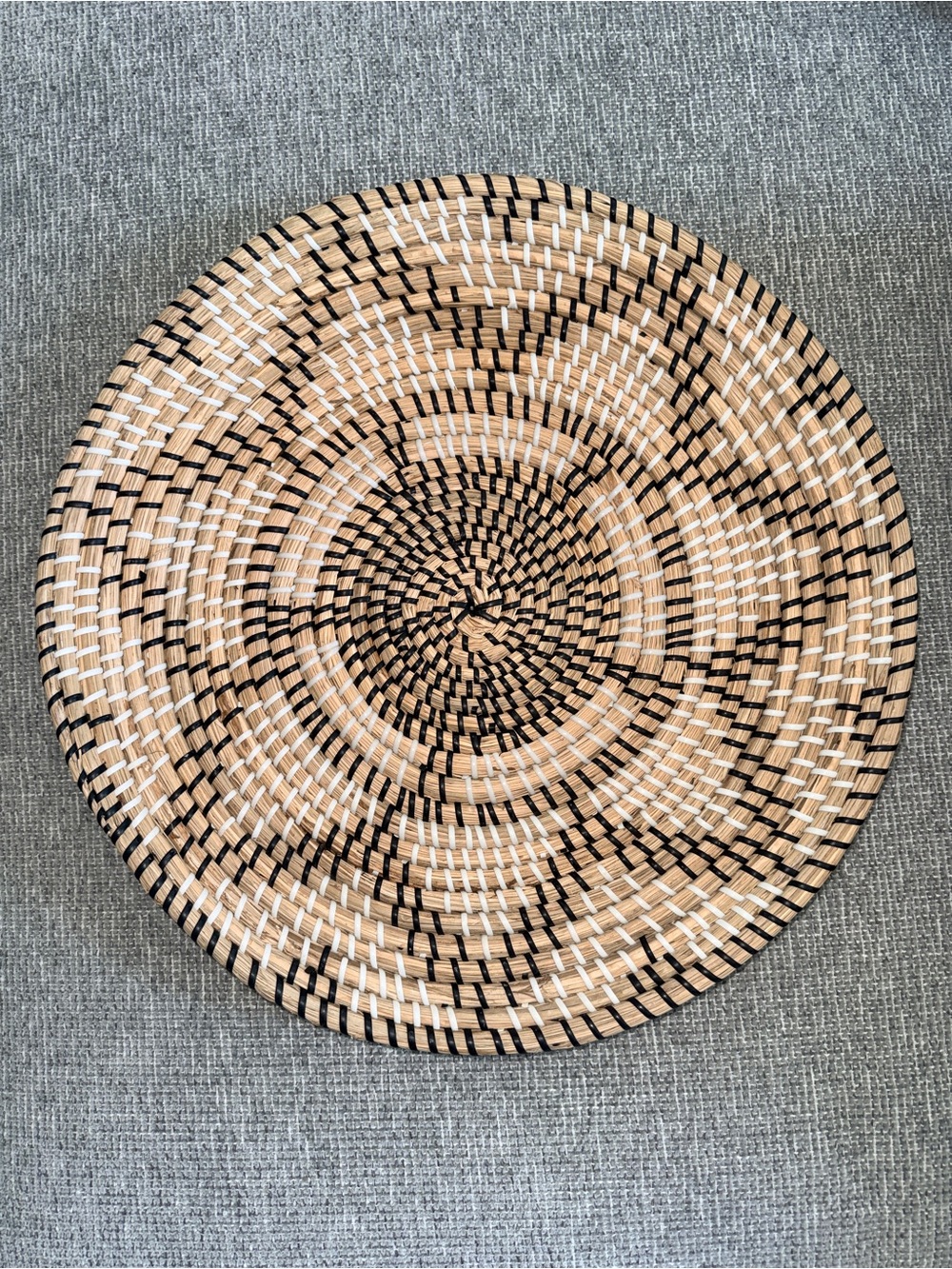 Woven Round Wall Basket - Natural, Black & White